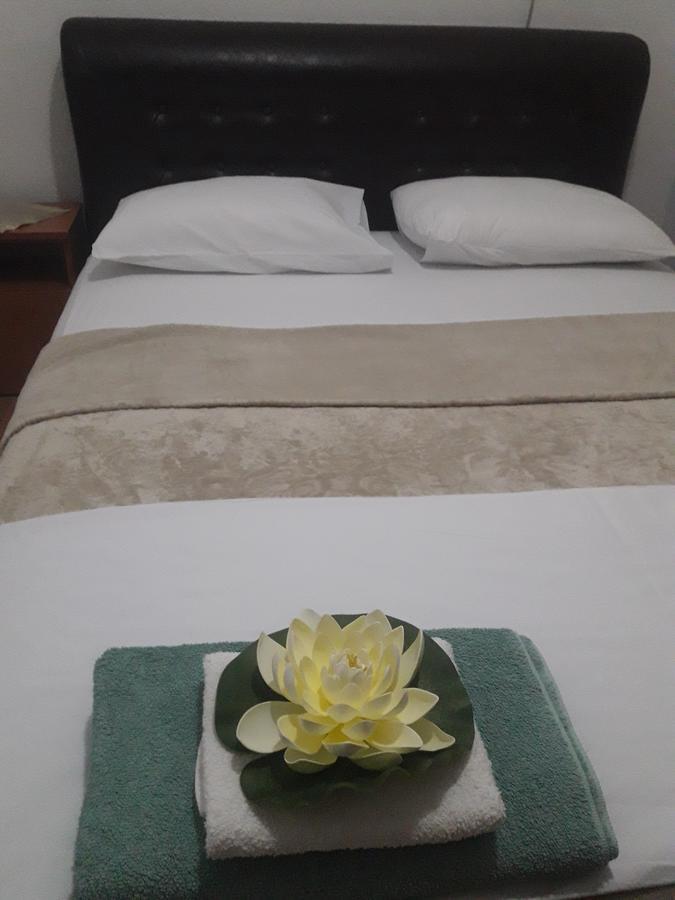 Guest House Rejjan 울친 외부 사진