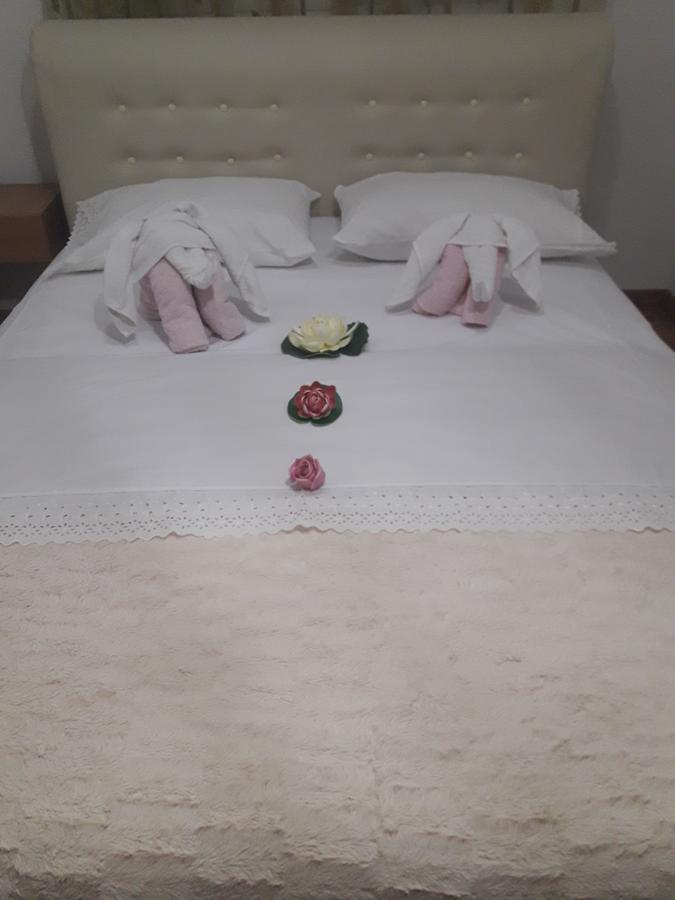 Guest House Rejjan 울친 외부 사진