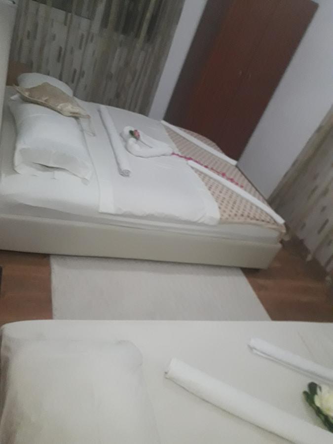 Guest House Rejjan 울친 외부 사진