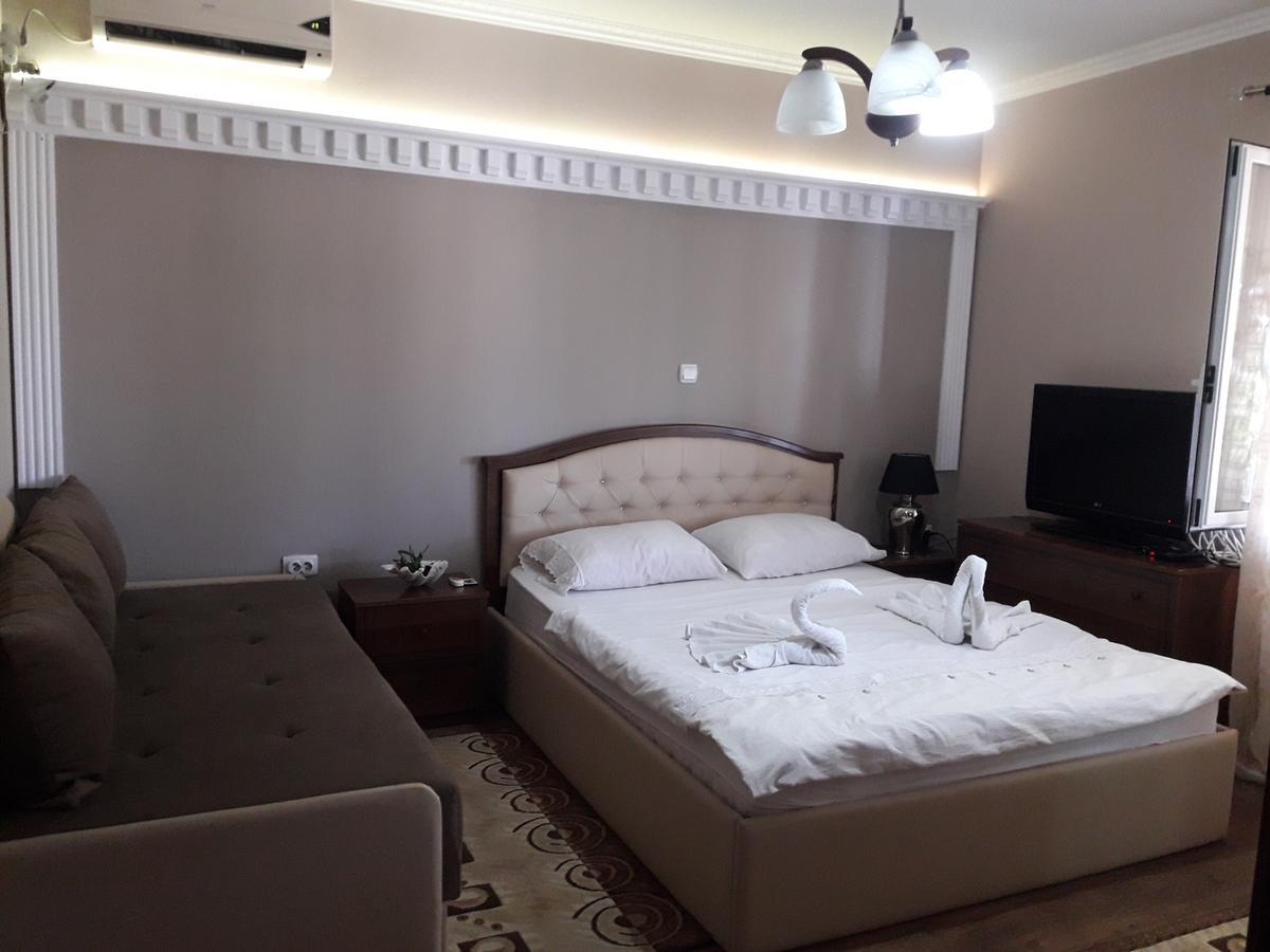 Guest House Rejjan 울친 외부 사진